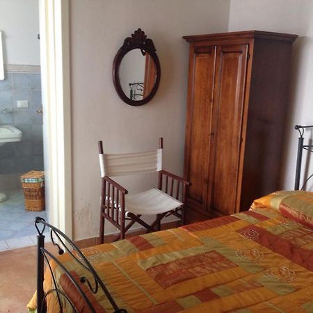 B&B Le Due Corti Martignano Ngoại thất bức ảnh